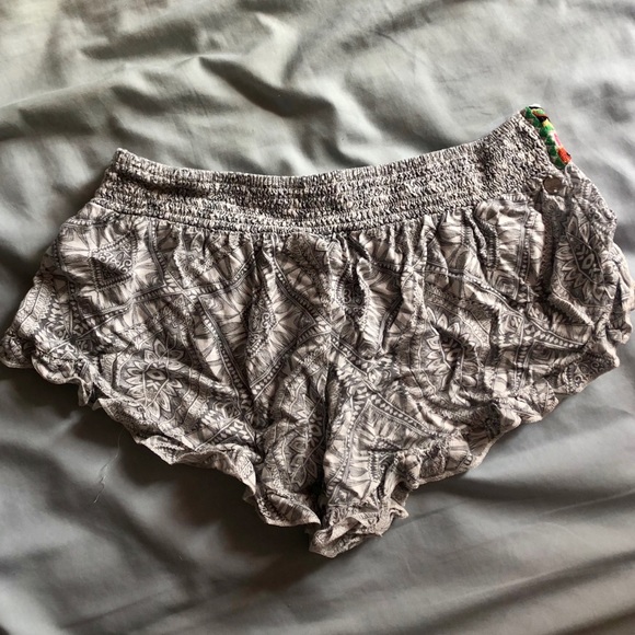 Ripcurl patterned shorts - Picture 3 of 3